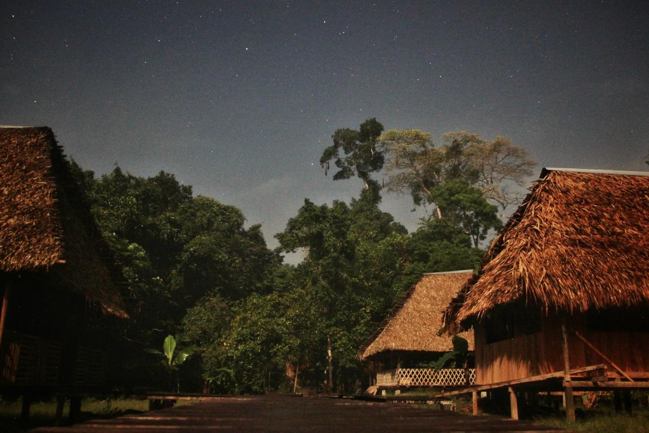 Green Forest Ecolodge Puerto Montufar Екстер'єр фото